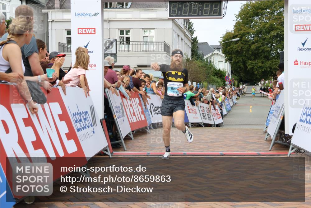 31.08.2025 - 21. Blankeneser Heldenlauf Strokosch-Dieckow http://msf.ph/oto/8659863 31.08.2025 11:41:24 Ziel 4306 meine-sportfotos.de