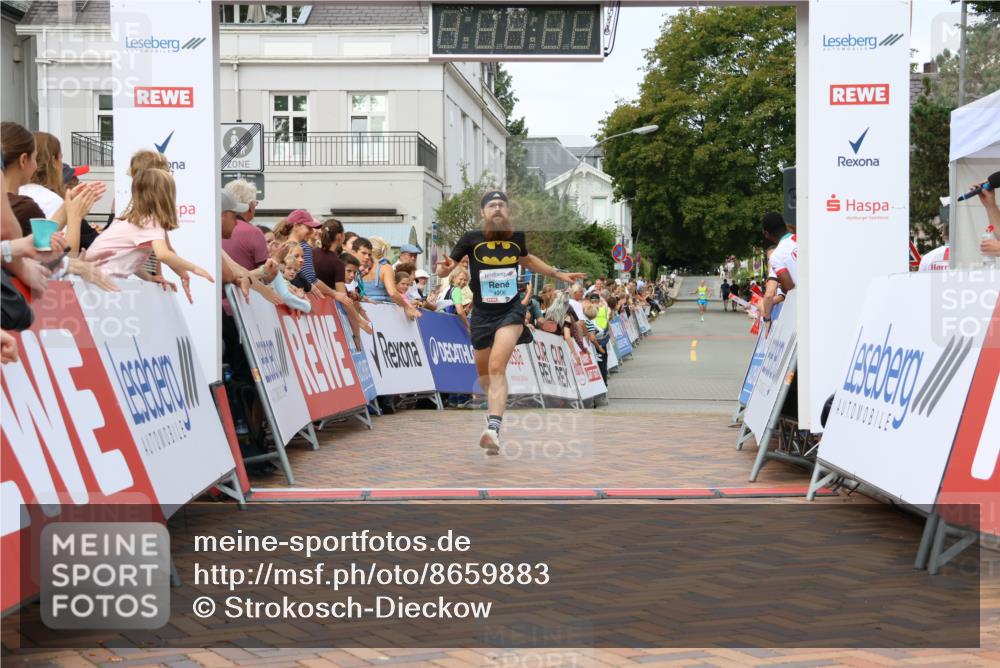 31.08.2025 - 21. Blankeneser Heldenlauf Strokosch-Dieckow http://msf.ph/oto/8659883 31.08.2025 11:41:23 Ziel 4306 meine-sportfotos.de