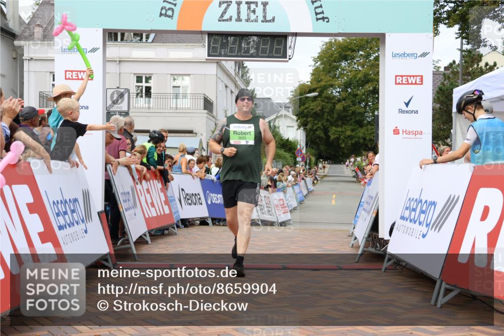 31.08.2025 - 21. Blankeneser Heldenlauf Strokosch-Dieckow http://msf.ph/oto/8659904 31.08.2025 11:39:31 Ziel 3633 meine-sportfotos.de
