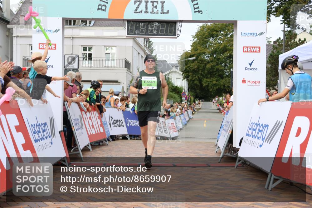 31.08.2025 - 21. Blankeneser Heldenlauf Strokosch-Dieckow http://msf.ph/oto/8659907 31.08.2025 11:39:31 Ziel 3633 meine-sportfotos.de