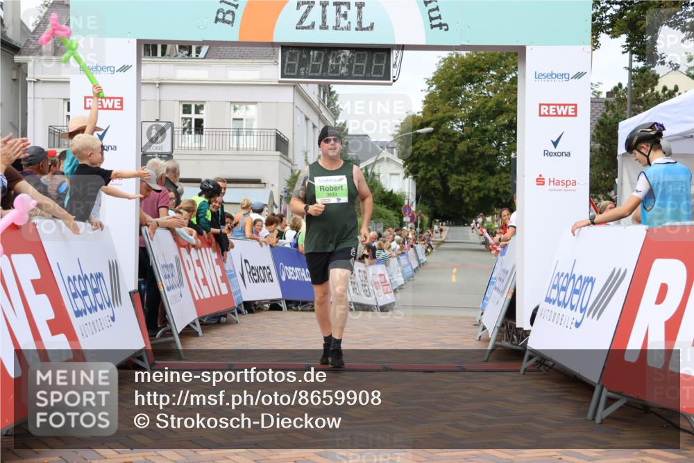 31.08.2025 - 21. Blankeneser Heldenlauf Strokosch-Dieckow http://msf.ph/oto/8659908 31.08.2025 11:39:31 Ziel 3633 meine-sportfotos.de