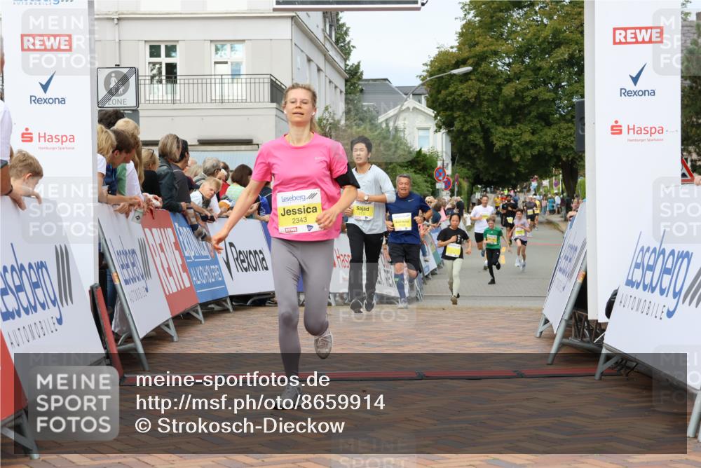 31.08.2025 - 21. Blankeneser Heldenlauf Strokosch-Dieckow http://msf.ph/oto/8659914 31.08.2025 10:27:58 Ziel 2577, 2775, 2112, 2068, 2741, 2345, 2344, 2343, 2659, 2197 meine-sportfotos.de