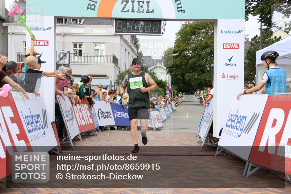 31.08.2025 - 21. Blankeneser Heldenlauf Strokosch-Dieckow http://msf.ph/oto/8659915 31.08.2025 11:39:31 Ziel 3633 meine-sportfotos.de