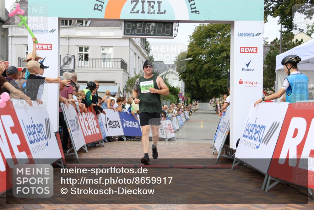 31.08.2025 - 21. Blankeneser Heldenlauf Strokosch-Dieckow http://msf.ph/oto/8659917 31.08.2025 11:39:31 Ziel 3633 meine-sportfotos.de