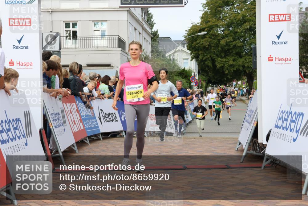 31.08.2025 - 21. Blankeneser Heldenlauf Strokosch-Dieckow http://msf.ph/oto/8659920 31.08.2025 10:27:58 Ziel 2577, 2775, 2112, 2068, 2741, 2345, 2344, 2343, 2659, 2197 meine-sportfotos.de