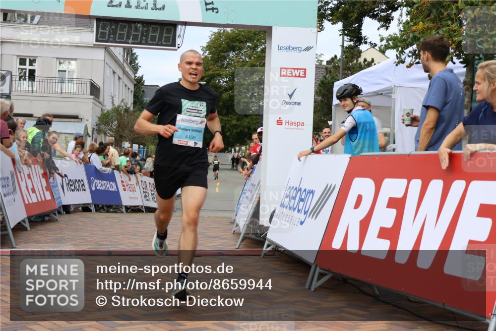 31.08.2025 - 21. Blankeneser Heldenlauf Strokosch-Dieckow http://msf.ph/oto/8659944 31.08.2025 11:39:12 Ziel 4159 meine-sportfotos.de