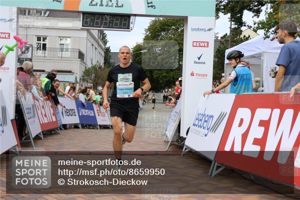 31.08.2025 - 21. Blankeneser Heldenlauf Strokosch-Dieckow http://msf.ph/oto/8659950 31.08.2025 11:39:12 Ziel 4159 meine-sportfotos.de