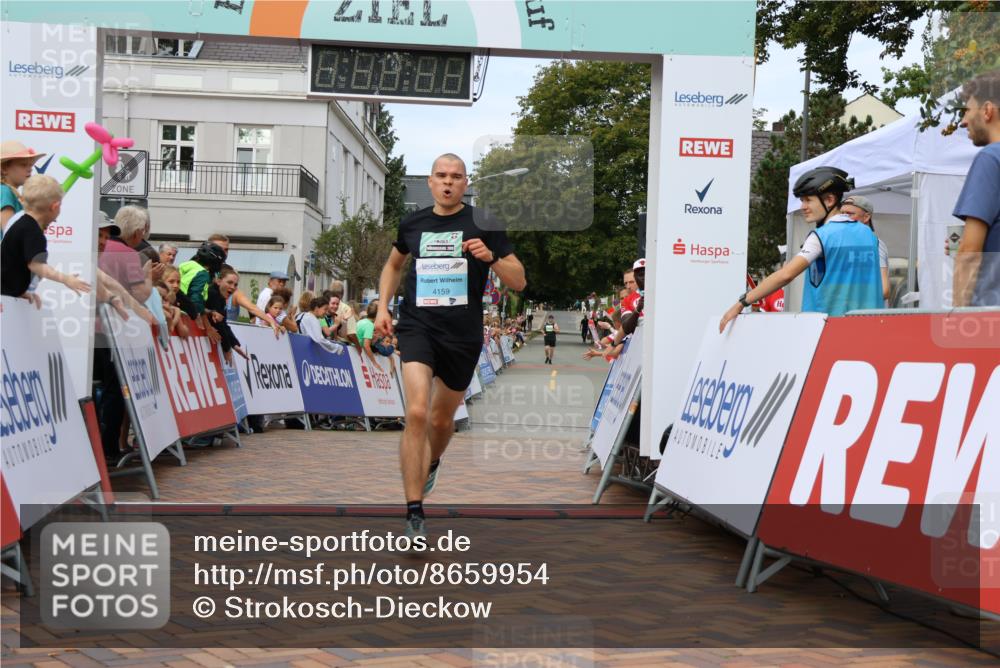 31.08.2025 - 21. Blankeneser Heldenlauf Strokosch-Dieckow http://msf.ph/oto/8659954 31.08.2025 11:39:12 Ziel 4159 meine-sportfotos.de