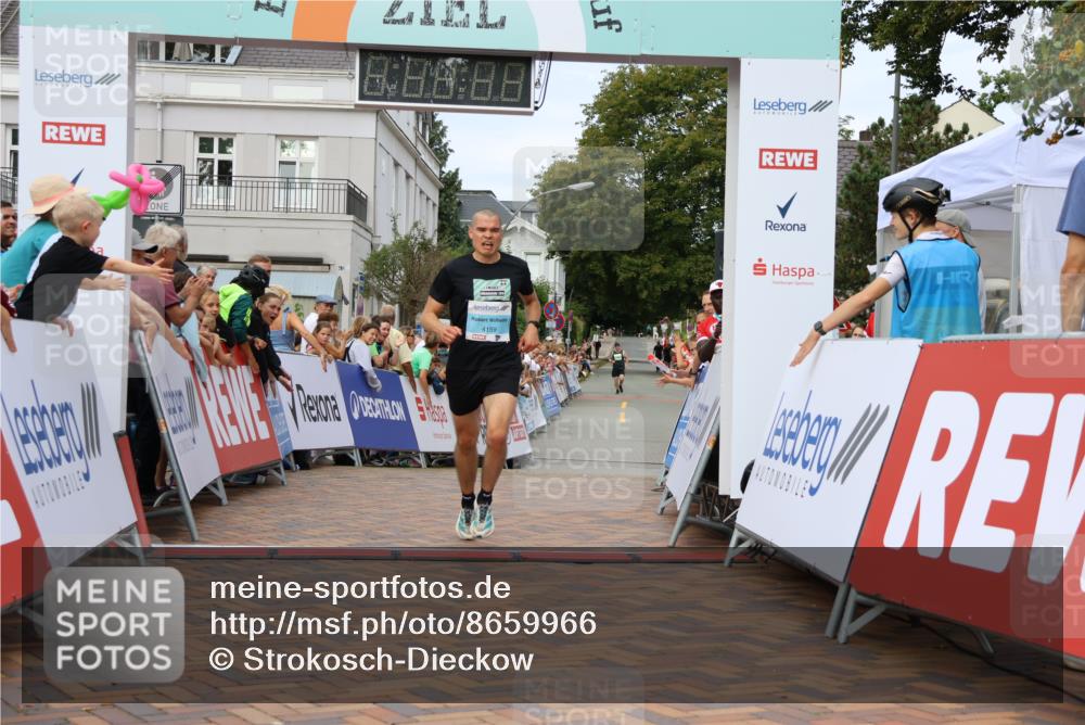 31.08.2025 - 21. Blankeneser Heldenlauf Strokosch-Dieckow http://msf.ph/oto/8659966 31.08.2025 11:39:11 Ziel 4159 meine-sportfotos.de