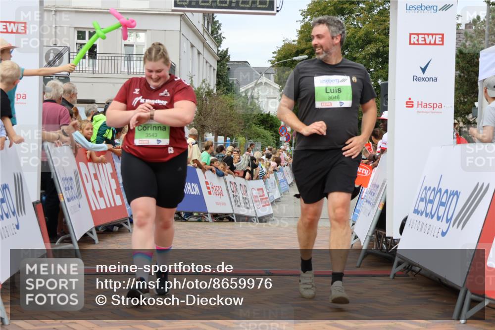 31.08.2025 - 21. Blankeneser Heldenlauf Strokosch-Dieckow http://msf.ph/oto/8659976 31.08.2025 11:38:09 Ziel 3046, 3543 meine-sportfotos.de