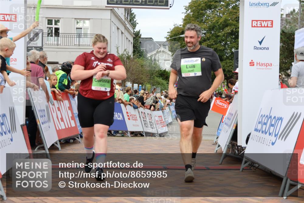 31.08.2025 - 21. Blankeneser Heldenlauf Strokosch-Dieckow http://msf.ph/oto/8659985 31.08.2025 11:38:08 Ziel 3046, 3543 meine-sportfotos.de