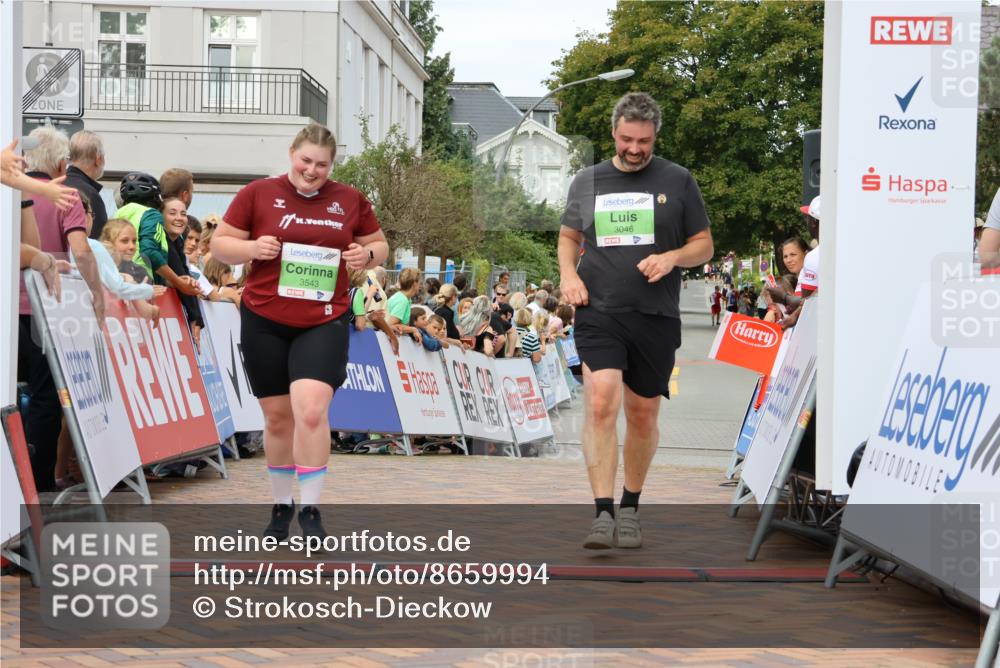 31.08.2025 - 21. Blankeneser Heldenlauf Strokosch-Dieckow http://msf.ph/oto/8659994 31.08.2025 11:38:07 Ziel 3046, 3543 meine-sportfotos.de