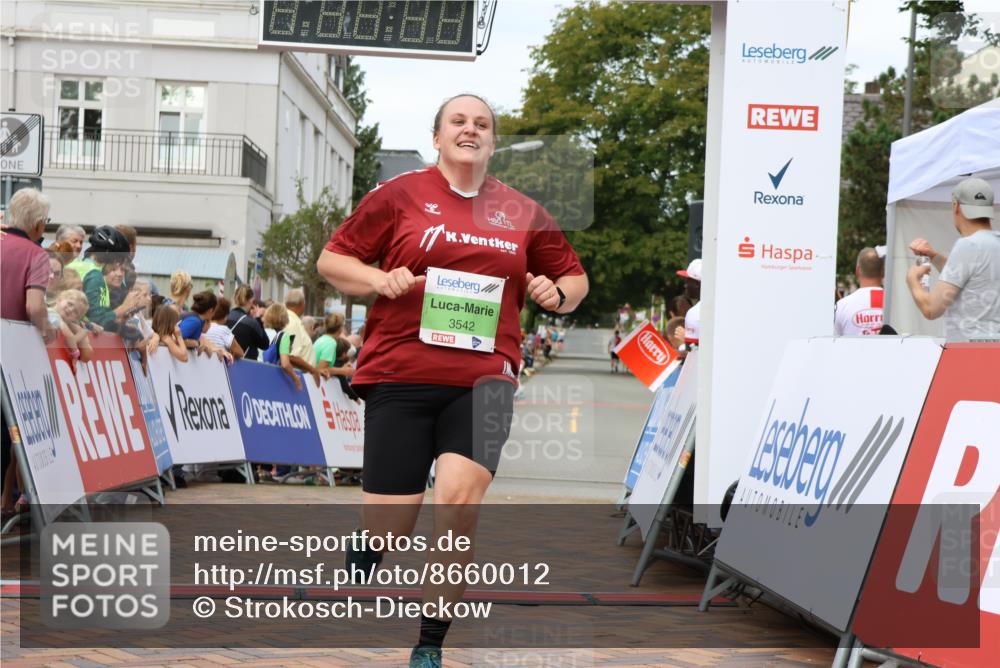 31.08.2025 - 21. Blankeneser Heldenlauf Strokosch-Dieckow http://msf.ph/oto/8660012 31.08.2025 11:36:23 Ziel 3542 meine-sportfotos.de