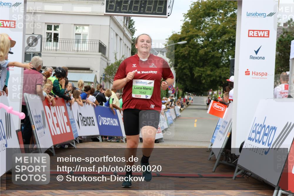 31.08.2025 - 21. Blankeneser Heldenlauf Strokosch-Dieckow http://msf.ph/oto/8660020 31.08.2025 11:36:23 Ziel 3542 meine-sportfotos.de