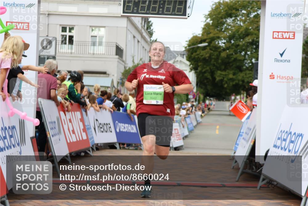 31.08.2025 - 21. Blankeneser Heldenlauf Strokosch-Dieckow http://msf.ph/oto/8660024 31.08.2025 11:36:22 Ziel 3542 meine-sportfotos.de