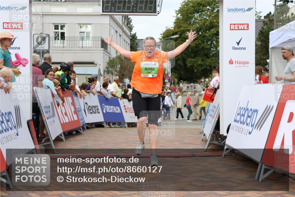 31.08.2025 - 21. Blankeneser Heldenlauf Strokosch-Dieckow http://msf.ph/oto/8660127 31.08.2025 11:34:46 Ziel 3463 meine-sportfotos.de