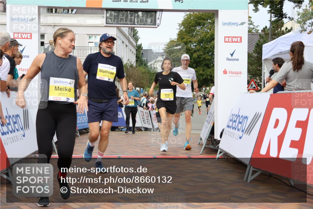 31.08.2025 - 21. Blankeneser Heldenlauf Strokosch-Dieckow http://msf.ph/oto/8660132 31.08.2025 10:26:46 Ziel 2022, 2057, 2013, 2749, 2648, 2607, 2646, 2487, 2354, 2296, 2478 meine-sportfotos.de