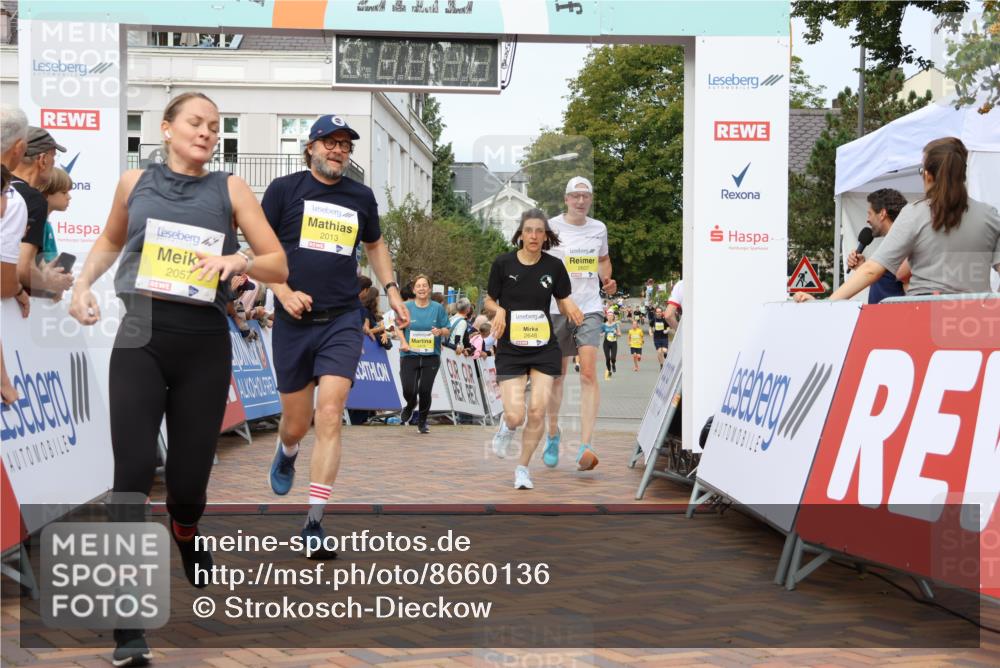 31.08.2025 - 21. Blankeneser Heldenlauf Strokosch-Dieckow http://msf.ph/oto/8660136 31.08.2025 10:26:46 Ziel 2022, 2057, 2013, 2749, 2648, 2607, 2646, 2487, 2354, 2296, 2478 meine-sportfotos.de