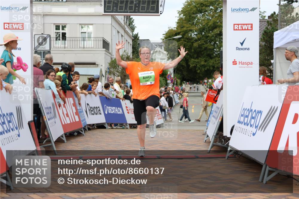 31.08.2025 - 21. Blankeneser Heldenlauf Strokosch-Dieckow http://msf.ph/oto/8660137 31.08.2025 11:34:45 Ziel 3463 meine-sportfotos.de