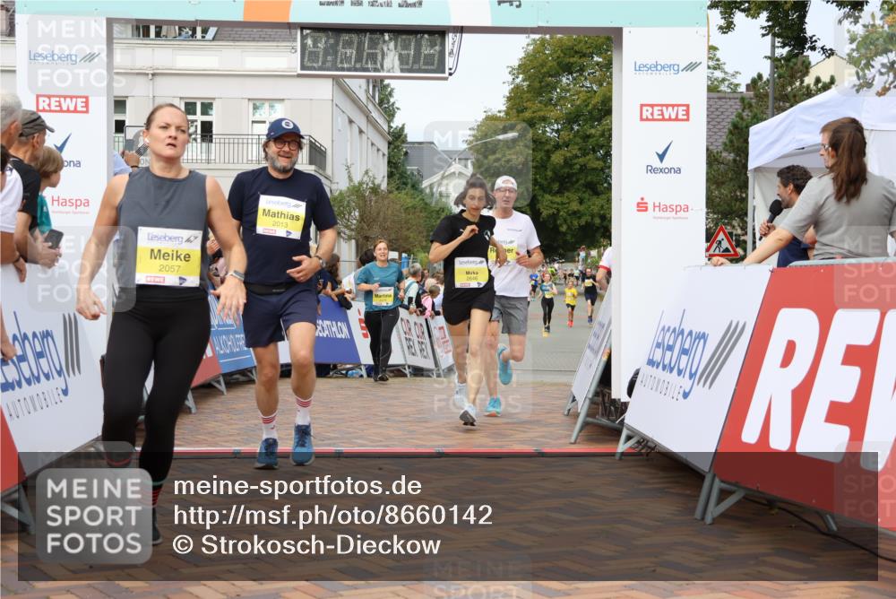 31.08.2025 - 21. Blankeneser Heldenlauf Strokosch-Dieckow http://msf.ph/oto/8660142 31.08.2025 10:26:46 Ziel 2022, 2057, 2013, 2749, 2648, 2607, 2646, 2487, 2354, 2296, 2478 meine-sportfotos.de