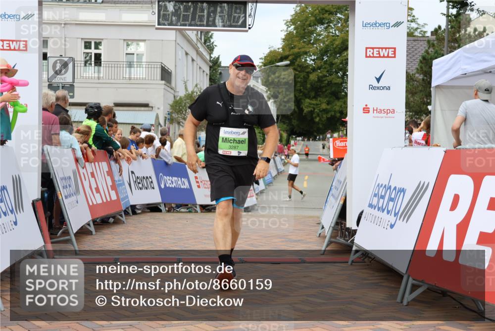 31.08.2025 - 21. Blankeneser Heldenlauf Strokosch-Dieckow http://msf.ph/oto/8660159 31.08.2025 11:34:15 Ziel 3287 meine-sportfotos.de