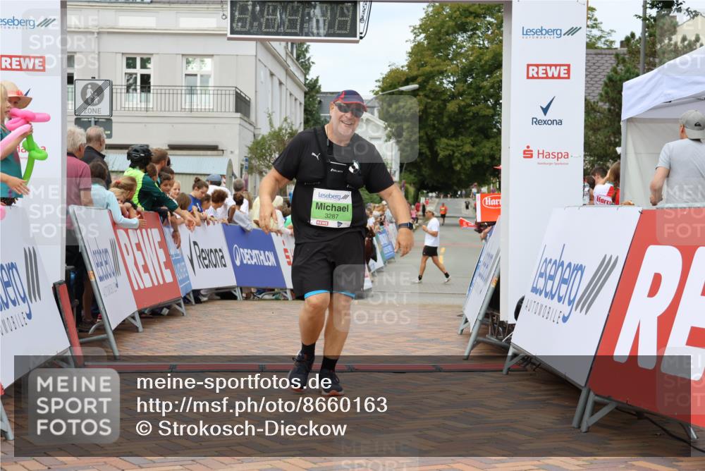 31.08.2025 - 21. Blankeneser Heldenlauf Strokosch-Dieckow http://msf.ph/oto/8660163 31.08.2025 11:34:15 Ziel 3287 meine-sportfotos.de
