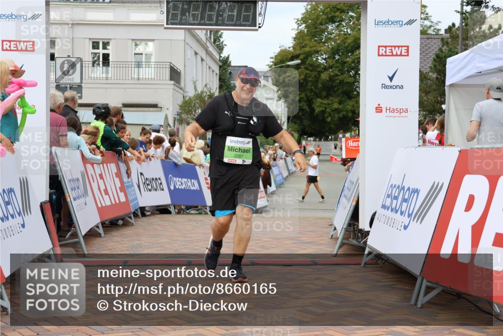31.08.2025 - 21. Blankeneser Heldenlauf Strokosch-Dieckow http://msf.ph/oto/8660165 31.08.2025 11:34:15 Ziel 3287 meine-sportfotos.de