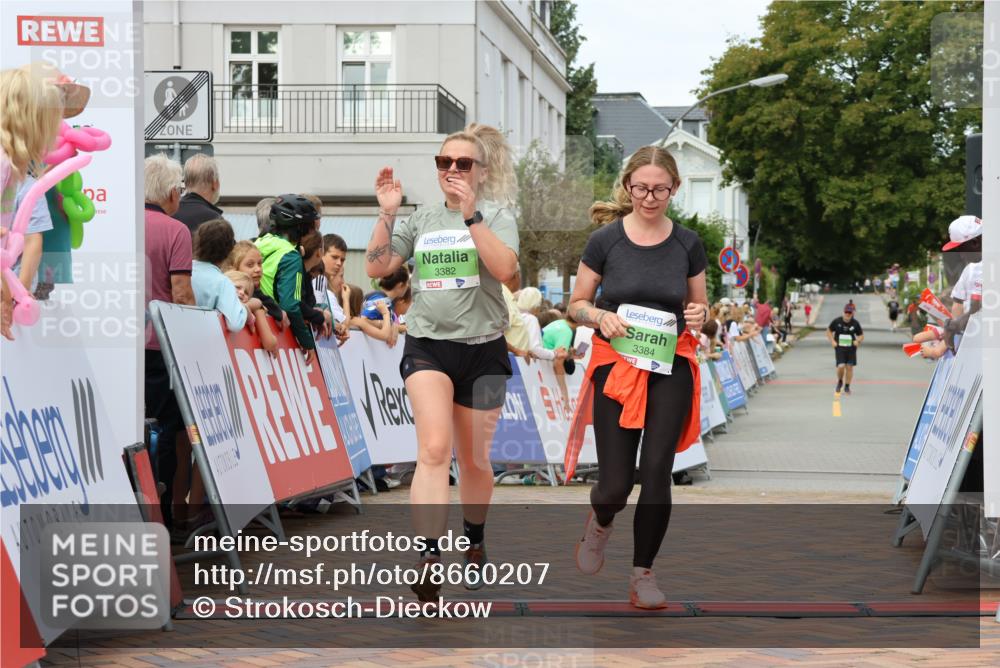 31.08.2025 - 21. Blankeneser Heldenlauf Strokosch-Dieckow http://msf.ph/oto/8660207 31.08.2025 11:33:57 Ziel 3384, 3382 meine-sportfotos.de