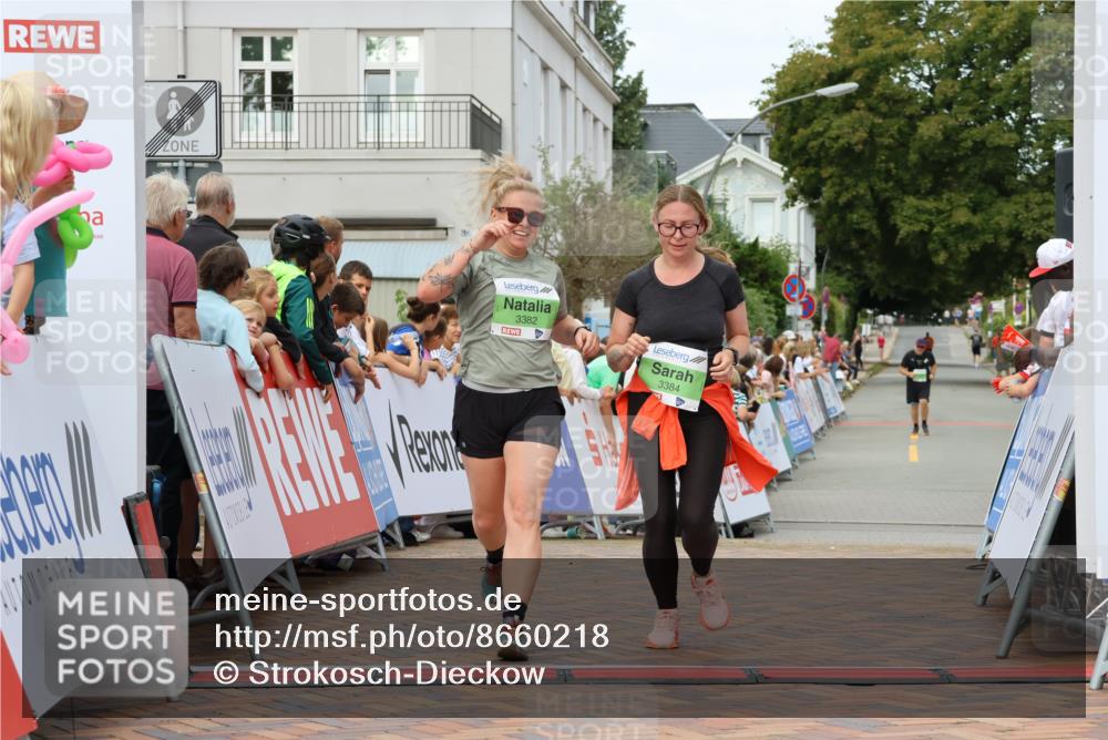 31.08.2025 - 21. Blankeneser Heldenlauf Strokosch-Dieckow http://msf.ph/oto/8660218 31.08.2025 11:33:57 Ziel 3384, 3382 meine-sportfotos.de