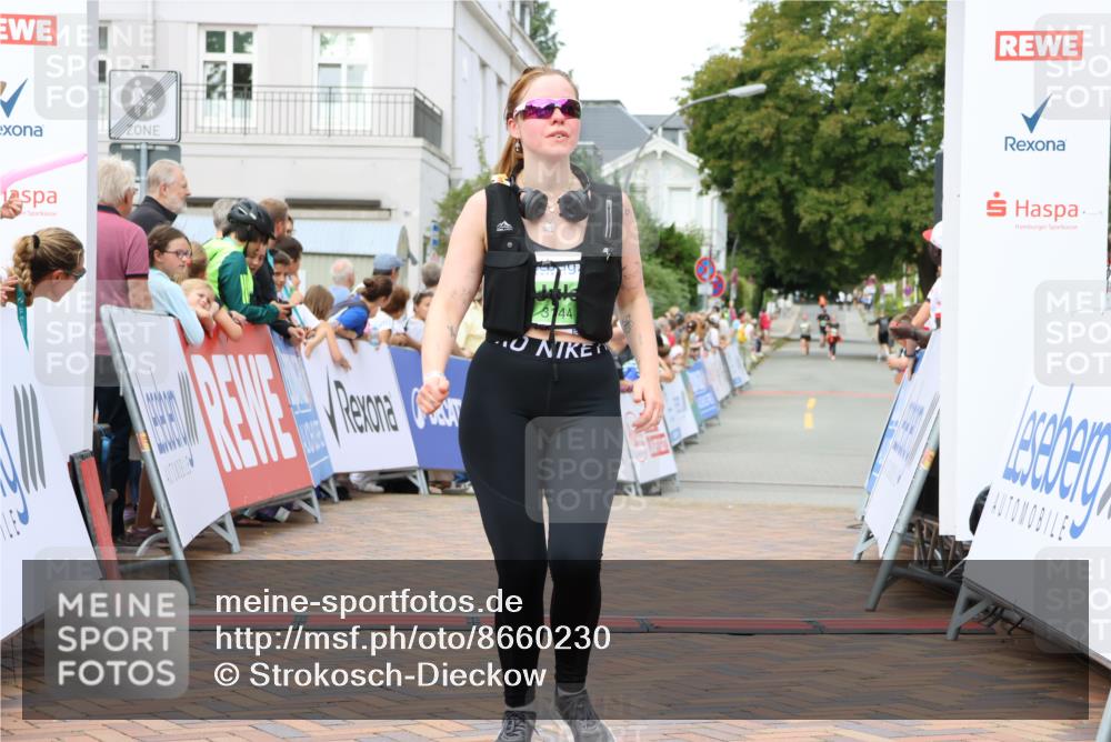 31.08.2025 - 21. Blankeneser Heldenlauf Strokosch-Dieckow http://msf.ph/oto/8660230 31.08.2025 11:33:27 Ziel 3144, 3459 meine-sportfotos.de
