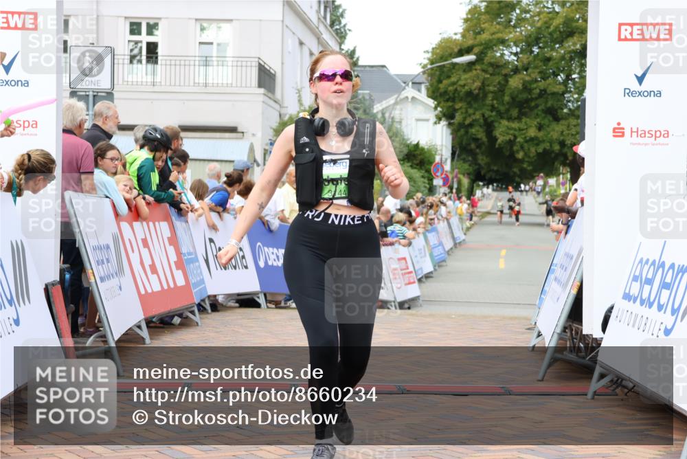 31.08.2025 - 21. Blankeneser Heldenlauf Strokosch-Dieckow http://msf.ph/oto/8660234 31.08.2025 11:33:27 Ziel 3144, 3459 meine-sportfotos.de