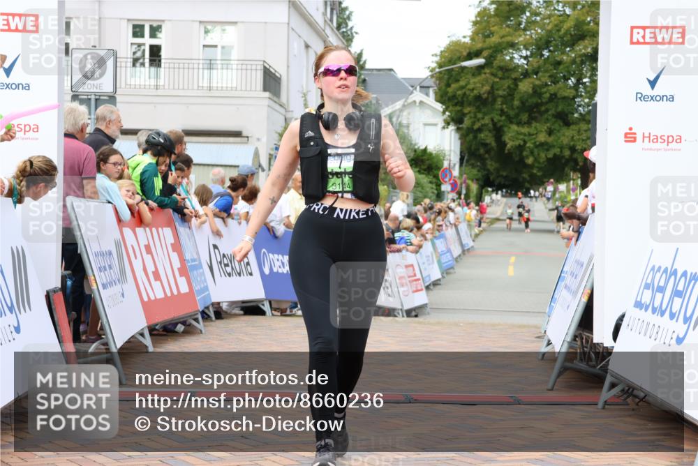 31.08.2025 - 21. Blankeneser Heldenlauf Strokosch-Dieckow http://msf.ph/oto/8660236 31.08.2025 11:33:27 Ziel 3144, 3459 meine-sportfotos.de