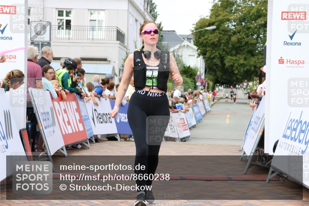 31.08.2025 - 21. Blankeneser Heldenlauf Strokosch-Dieckow http://msf.ph/oto/8660238 31.08.2025 11:33:27 Ziel 3144, 3459 meine-sportfotos.de