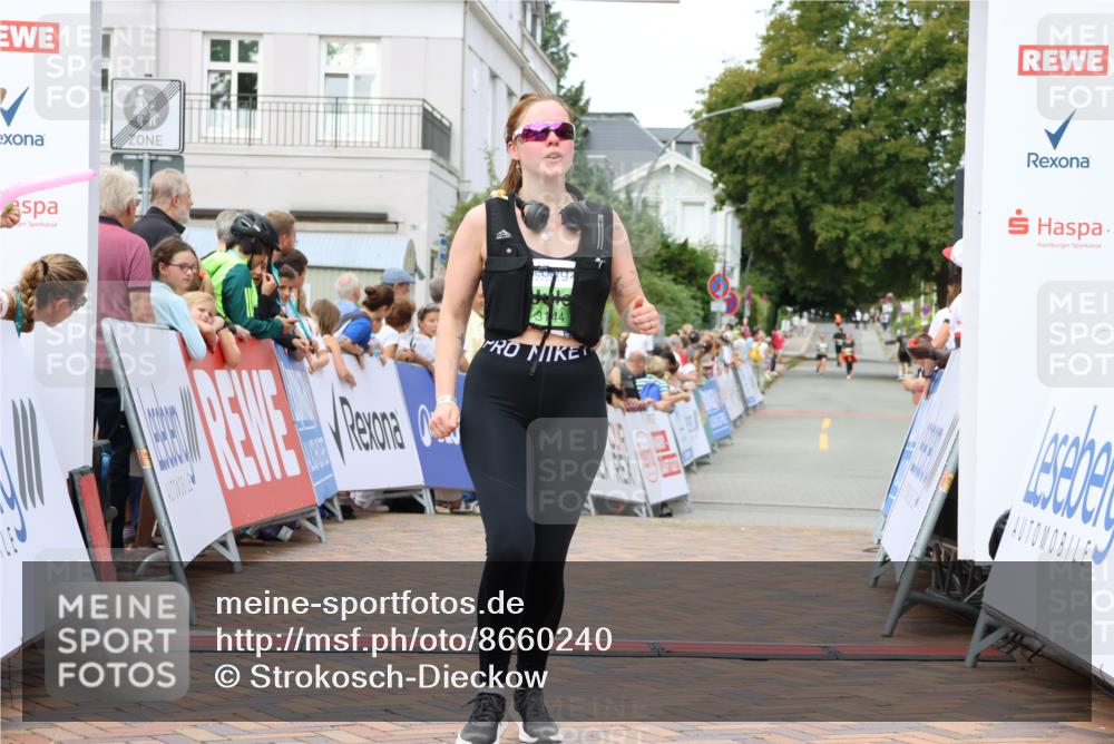 31.08.2025 - 21. Blankeneser Heldenlauf Strokosch-Dieckow http://msf.ph/oto/8660240 31.08.2025 11:33:27 Ziel 3144, 3459 meine-sportfotos.de