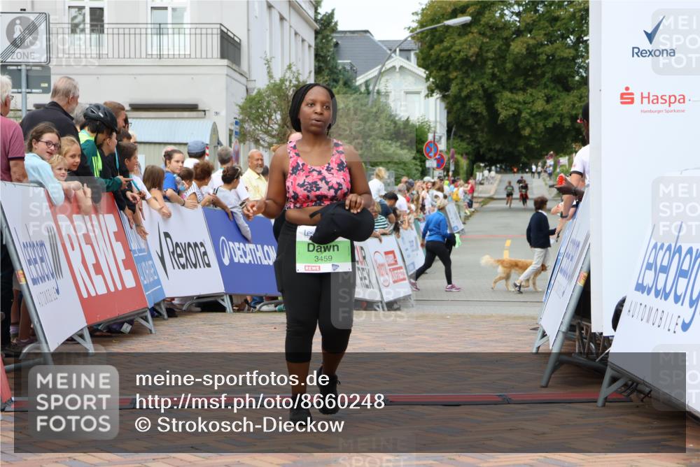 31.08.2025 - 21. Blankeneser Heldenlauf Strokosch-Dieckow http://msf.ph/oto/8660248 31.08.2025 11:33:23 Ziel 3047, 3144, 3459 meine-sportfotos.de