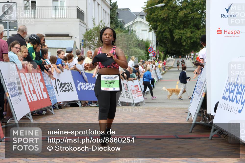 31.08.2025 - 21. Blankeneser Heldenlauf Strokosch-Dieckow http://msf.ph/oto/8660254 31.08.2025 11:33:23 Ziel 3047, 3144, 3459 meine-sportfotos.de
