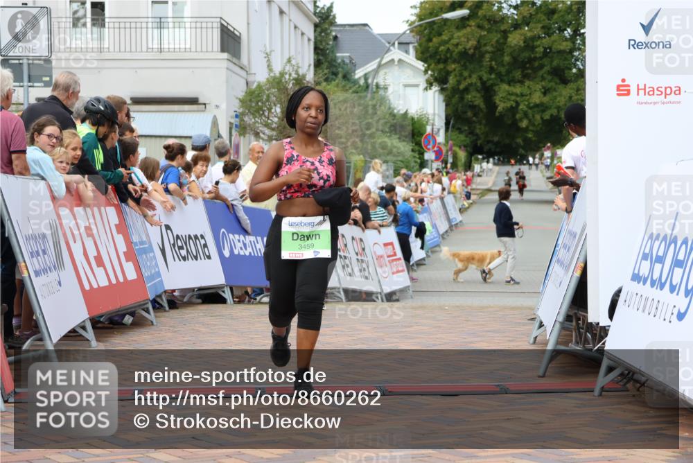 31.08.2025 - 21. Blankeneser Heldenlauf Strokosch-Dieckow http://msf.ph/oto/8660262 31.08.2025 11:33:22 Ziel 3047, 3144, 3459 meine-sportfotos.de
