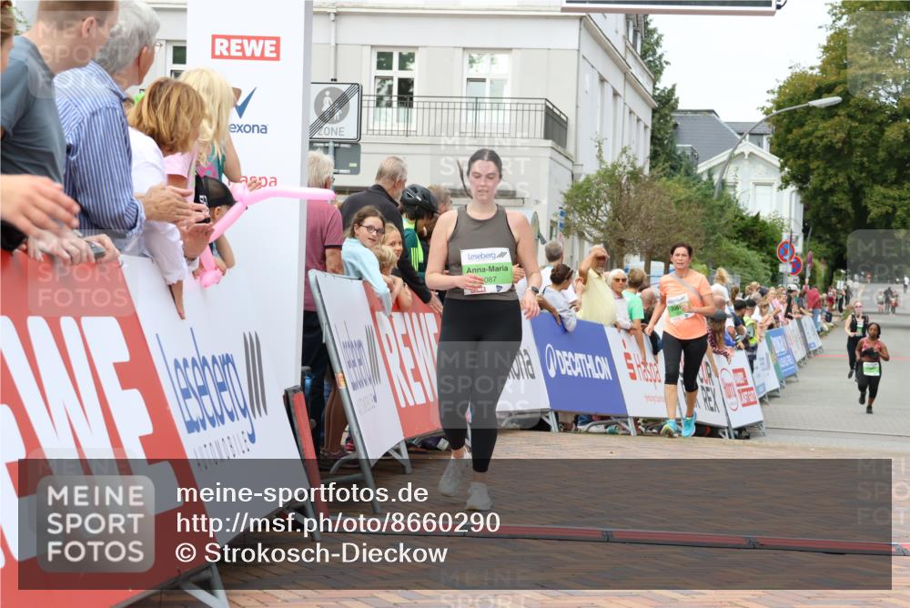 31.08.2025 - 21. Blankeneser Heldenlauf Strokosch-Dieckow http://msf.ph/oto/8660290 31.08.2025 11:33:12 Ziel 3047, 3087 meine-sportfotos.de