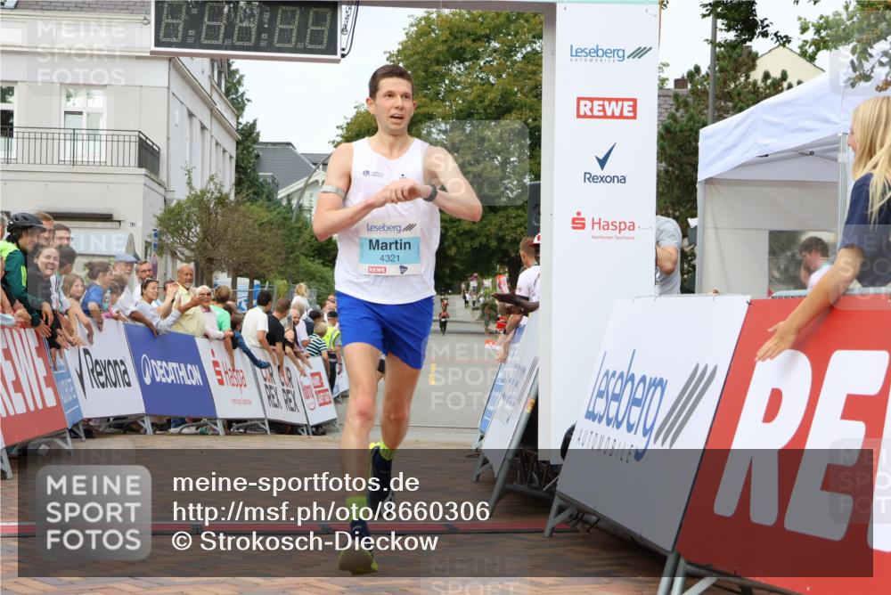 31.08.2025 - 21. Blankeneser Heldenlauf Strokosch-Dieckow http://msf.ph/oto/8660306 31.08.2025 11:32:53 Ziel 4321 meine-sportfotos.de