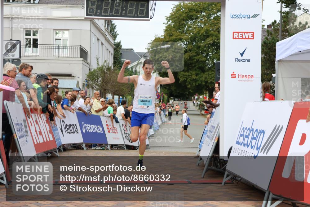 31.08.2025 - 21. Blankeneser Heldenlauf Strokosch-Dieckow http://msf.ph/oto/8660332 31.08.2025 11:32:52 Ziel 4321 meine-sportfotos.de