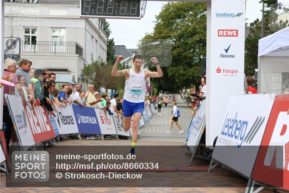 31.08.2025 - 21. Blankeneser Heldenlauf Strokosch-Dieckow http://msf.ph/oto/8660334 31.08.2025 11:32:52 Ziel 4321 meine-sportfotos.de