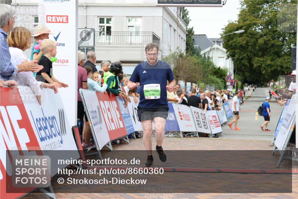 31.08.2025 - 21. Blankeneser Heldenlauf Strokosch-Dieckow http://msf.ph/oto/8660360 31.08.2025 11:31:58 Ziel 3286 meine-sportfotos.de
