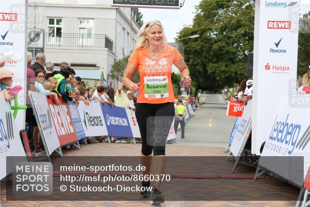 31.08.2025 - 21. Blankeneser Heldenlauf Strokosch-Dieckow http://msf.ph/oto/8660370 31.08.2025 11:30:53 Ziel 3080 meine-sportfotos.de