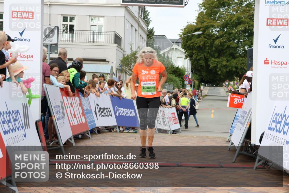31.08.2025 - 21. Blankeneser Heldenlauf Strokosch-Dieckow http://msf.ph/oto/8660398 31.08.2025 11:30:51 Ziel 3080 meine-sportfotos.de