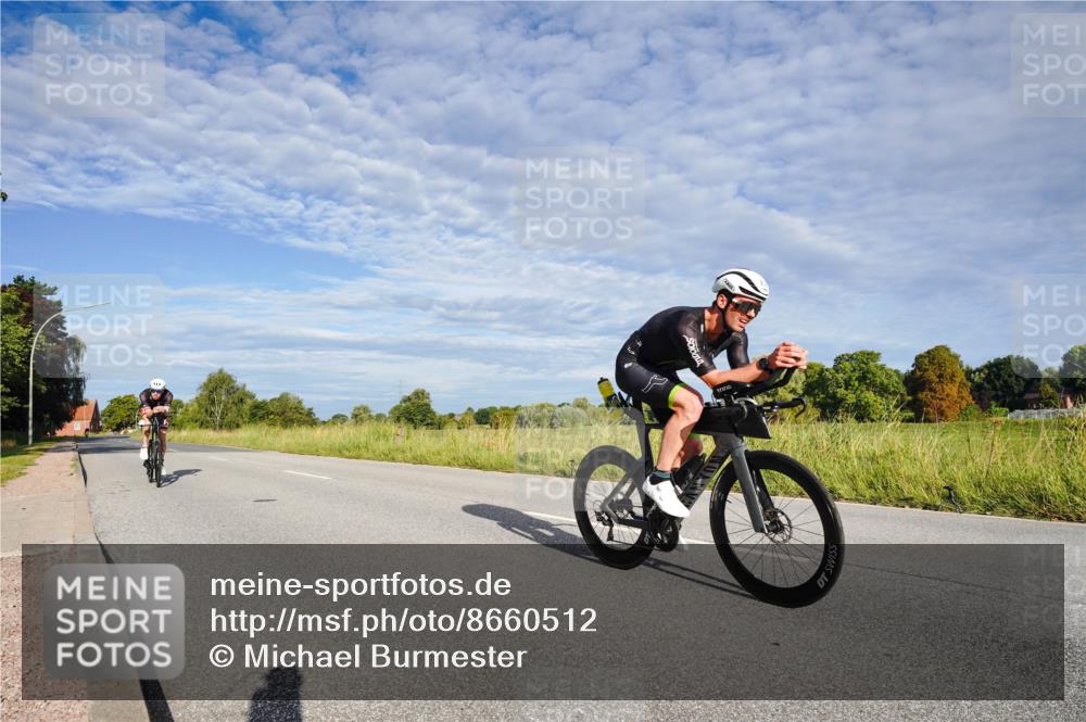 31.08.2025 - Elbe Triathlon Hamburg Michael Burmester http://msf.ph/oto/8660512 31.08.2025 08:39:25 Radfahren 200, 209, 232, 238 meine-sportfotos.de