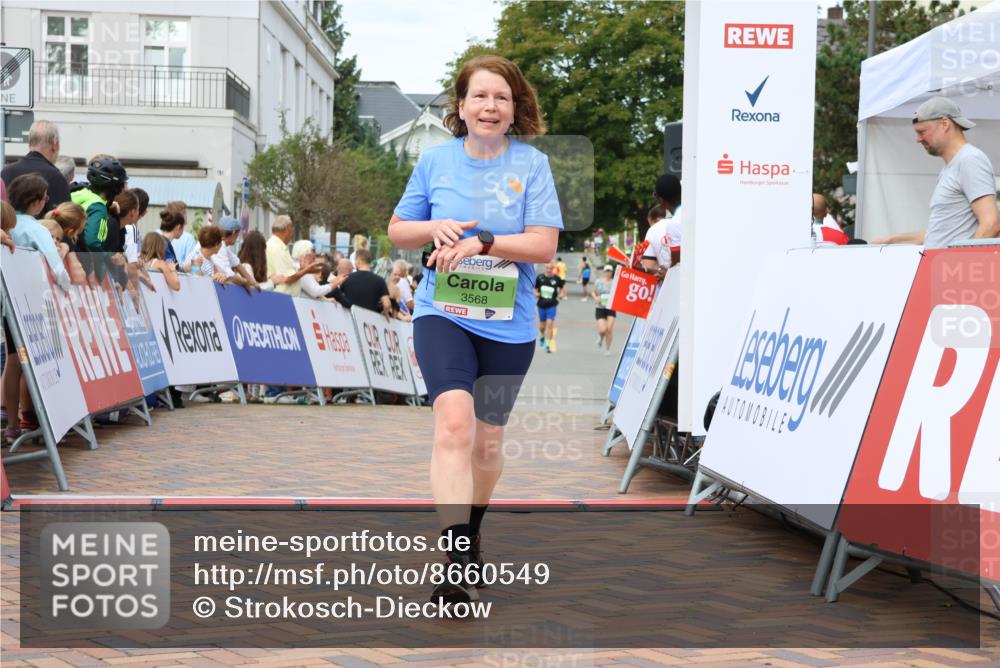 31.08.2025 - 21. Blankeneser Heldenlauf Strokosch-Dieckow http://msf.ph/oto/8660549 31.08.2025 11:30:20 Ziel 3568 meine-sportfotos.de