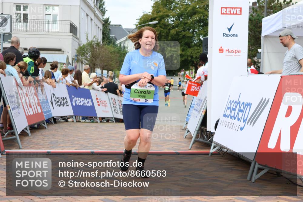 31.08.2025 - 21. Blankeneser Heldenlauf Strokosch-Dieckow http://msf.ph/oto/8660563 31.08.2025 11:30:20 Ziel 3568 meine-sportfotos.de