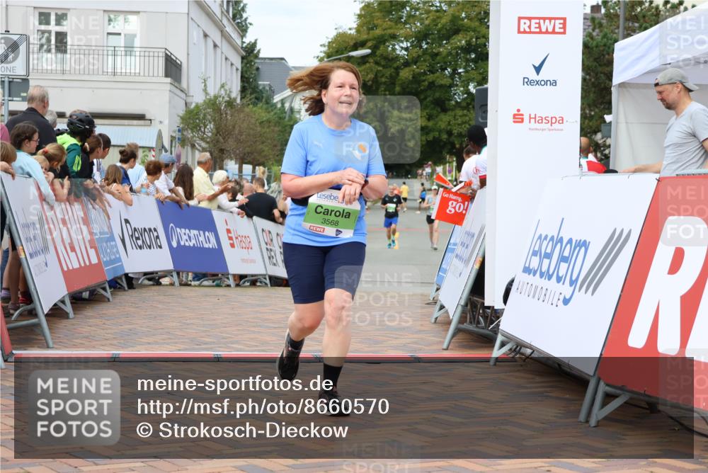31.08.2025 - 21. Blankeneser Heldenlauf Strokosch-Dieckow http://msf.ph/oto/8660570 31.08.2025 11:30:20 Ziel 3568 meine-sportfotos.de