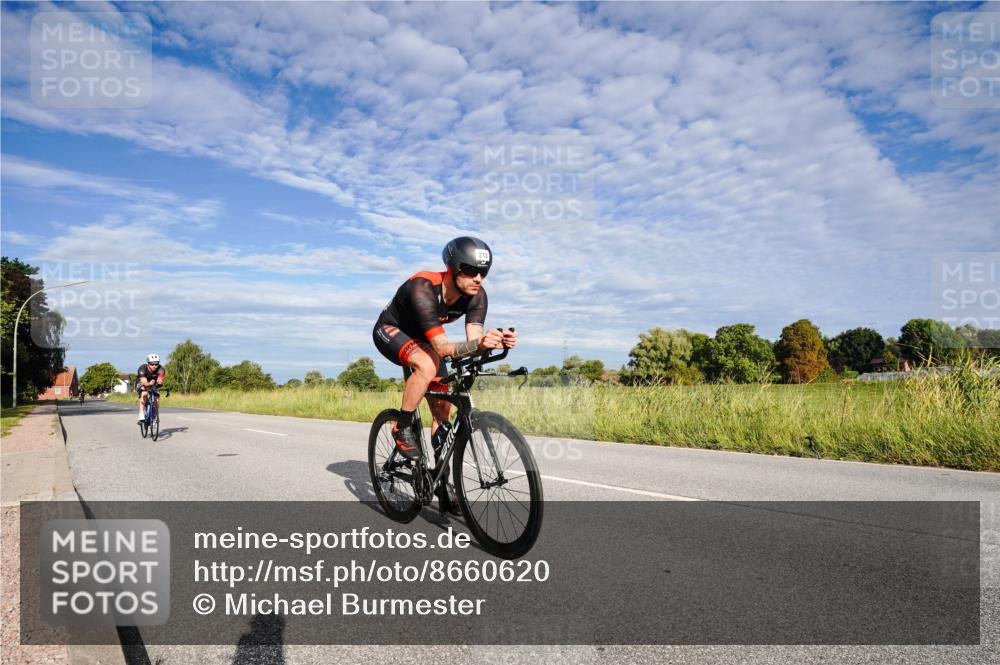 31.08.2025 - Elbe Triathlon Hamburg Michael Burmester http://msf.ph/oto/8660620 31.08.2025 08:48:13 Radfahren 170, 213, 224 meine-sportfotos.de