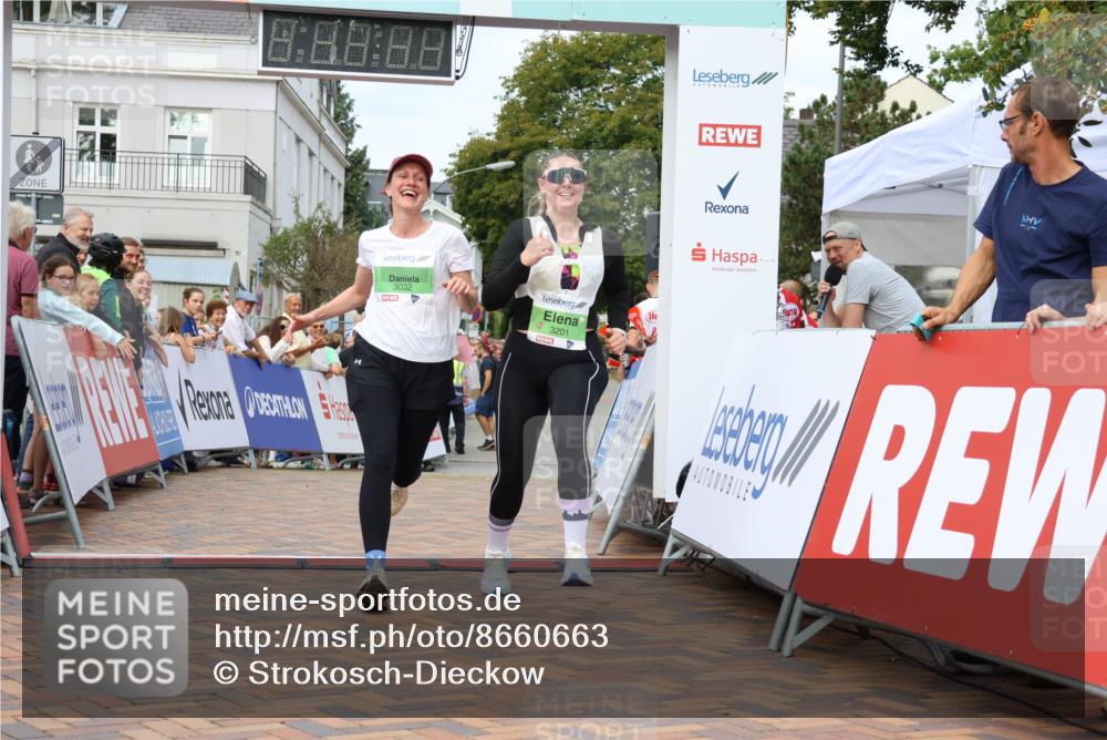 31.08.2025 - 21. Blankeneser Heldenlauf Strokosch-Dieckow http://msf.ph/oto/8660663 31.08.2025 11:30:04 Ziel 3032, 3201 meine-sportfotos.de